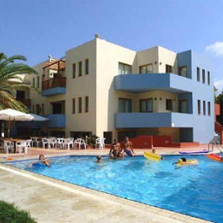 פלטאנס Penelope Apartments מראה חיצוני תמונה