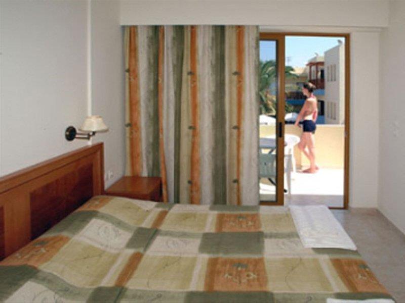 פלטאנס Penelope Apartments מראה חיצוני תמונה